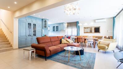 Vodice, prachtig en ruim huis van 234,15 m²