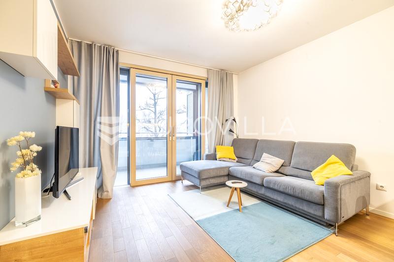 Zagreb, Trg Franje Tuđmana, prekrasan dvosoban stan 50 m²