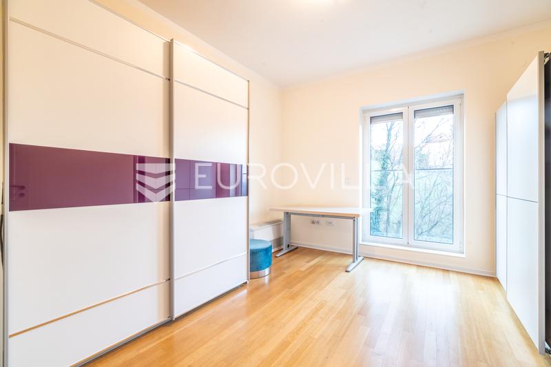 Zagreb, Medveščak, atraktivan četverosoban stan 121 m² - 8