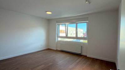 Zagreb, Donji Grad, Luksuriøst renovert toromsleilighet med loggia, 60 m²