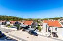 Brac, Sutivan - lejlighed med have, pool og havudsigt, der ligner et lille hus - 32