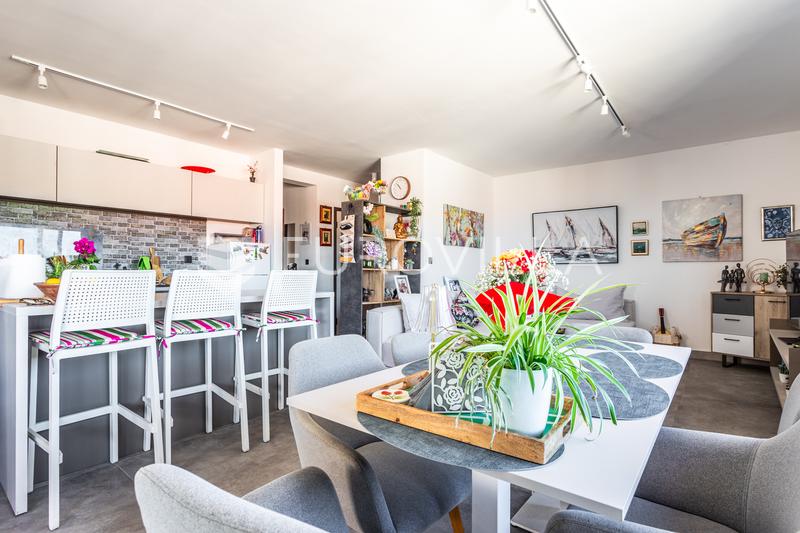 Brac, Sutivan - lejlighed med have, pool og havudsigt, der ligner et lille hus - 8