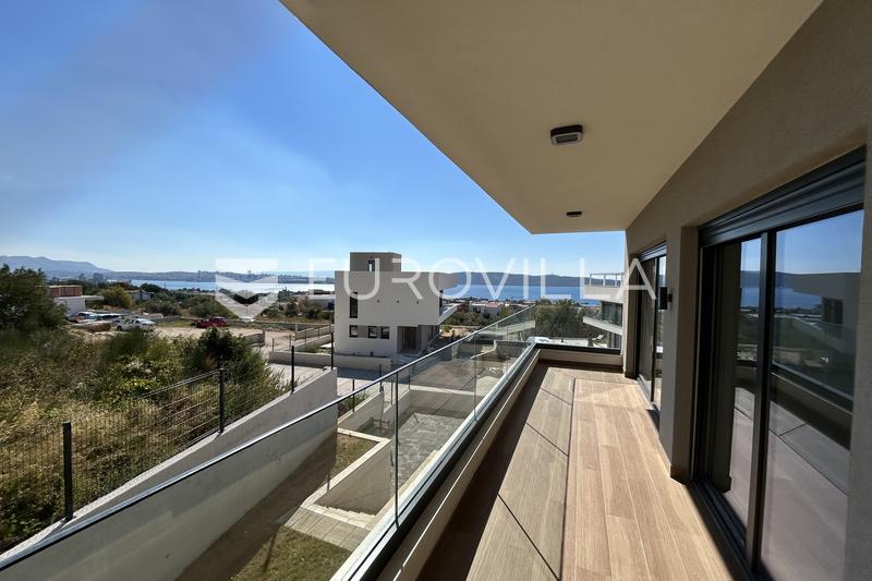 Split, Kaštel Šućurac, V10 - dvojna luksuzna vila s pogledom na morje - 15