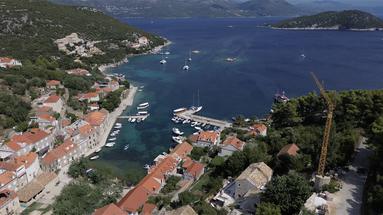 Otok Šipan, građevinsko zemljište 502 m², drugi red do mora