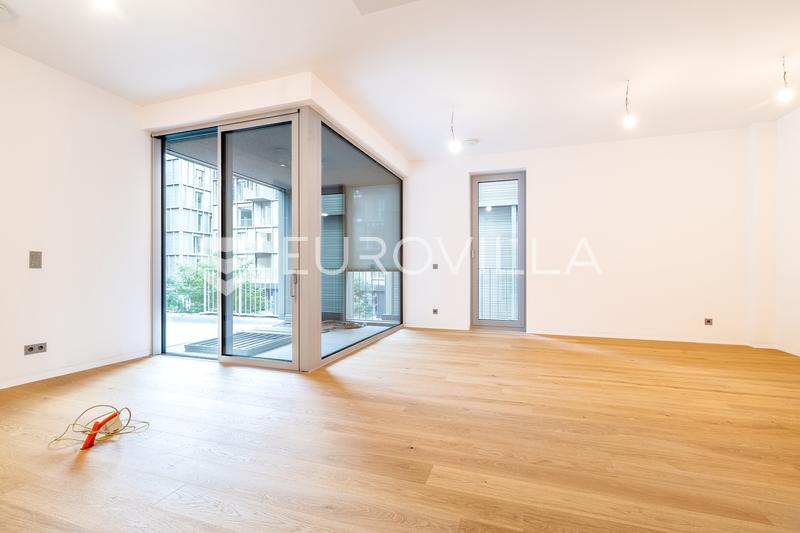 Zagreb, Trg Franje Tuđmana, dvosoban stan s loggiom i terasom 79.15 m², parkirno mjesto, spremište - 24