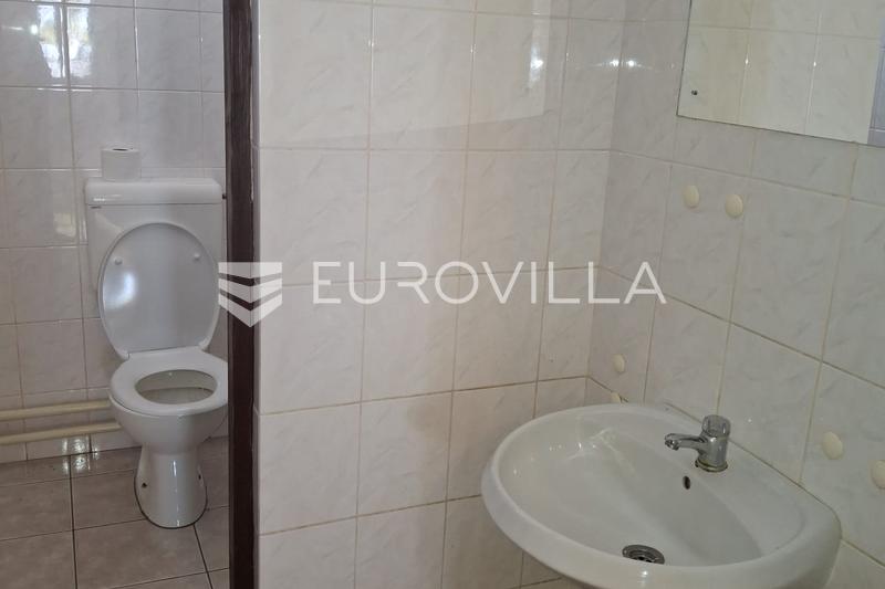 Vukovar, Sotin, ticari alanlı ev ve büyük arsa 3.675 m² - 26