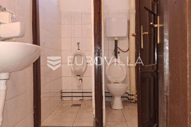 Vukovar, Sotin, ticari alanlı ev ve büyük arsa 3.675 m² - 27