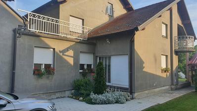Vinkovci, kuća 300 m², centar, namještena, odmah useljiva