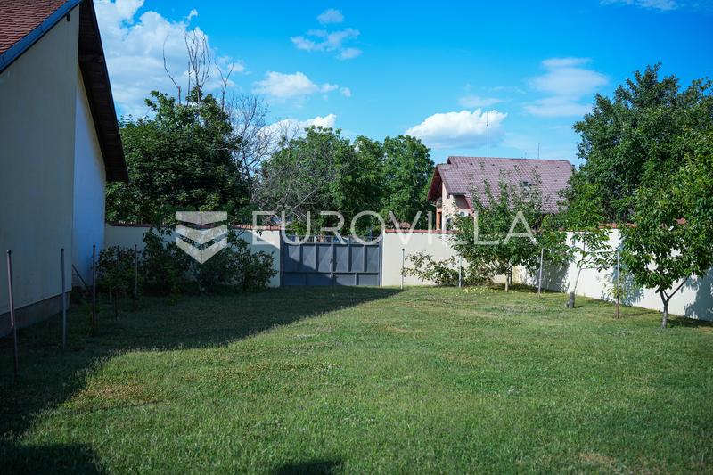 Винковци, дом 300 м², полностью меблирован, готов к заселению - 34