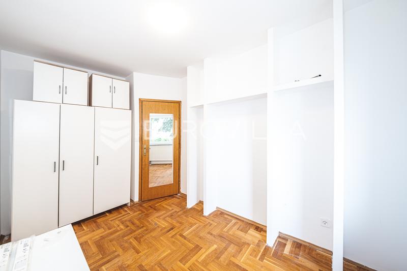 Zagreb, Savica, functional two-bedroom apartment net flor area 46.68 m2