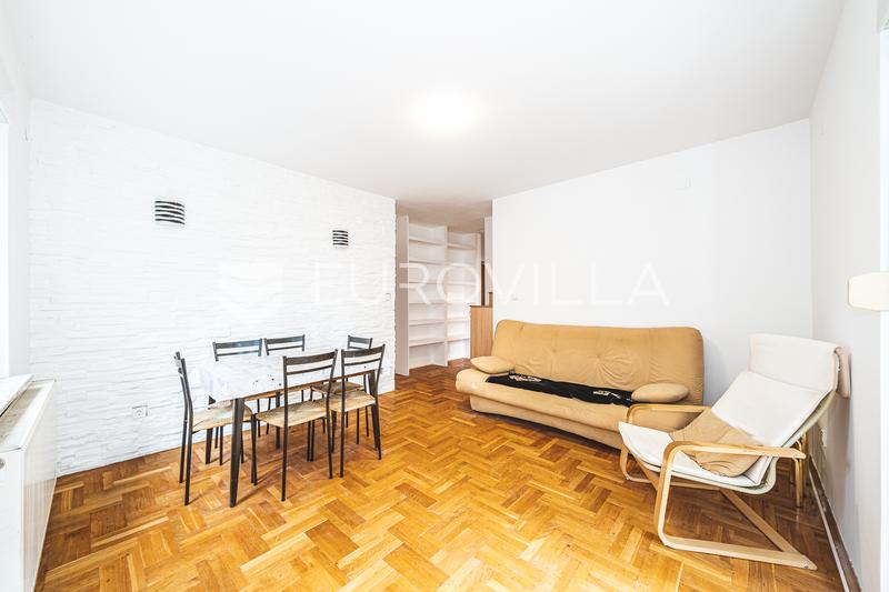 Zagreb, Savica, functional two-bedroom apartment net flor area 46.68 m2