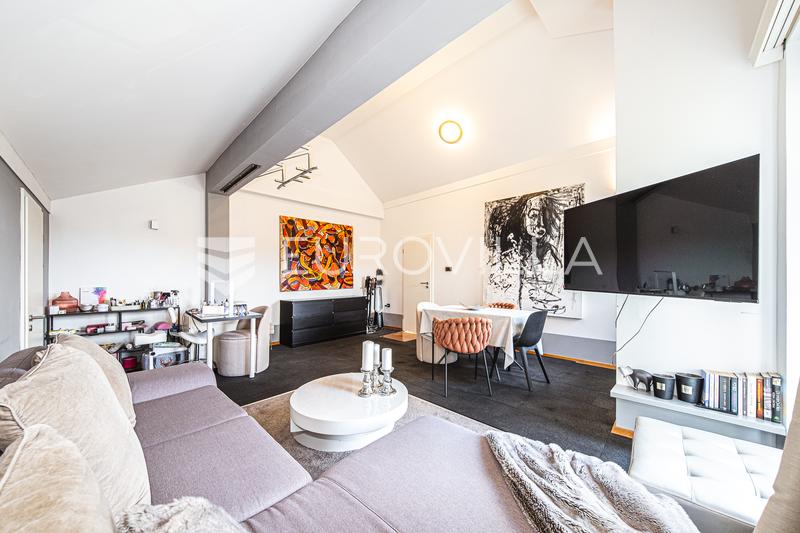 Zágráb, Maksimir, lakó- és kereskedelmi épület 602 m², melléképület 43 m² - 25