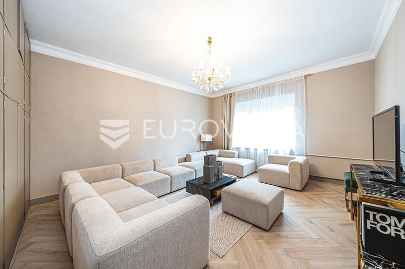 Zágráb, Maksimir, lakó- és kereskedelmi épület 602 m², melléképület 43 m² - 1