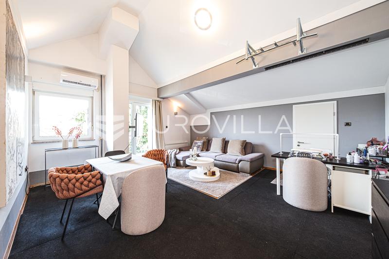 Zágráb, Maksimir, lakó- és kereskedelmi épület 602 m², melléképület 43 m² - 23
