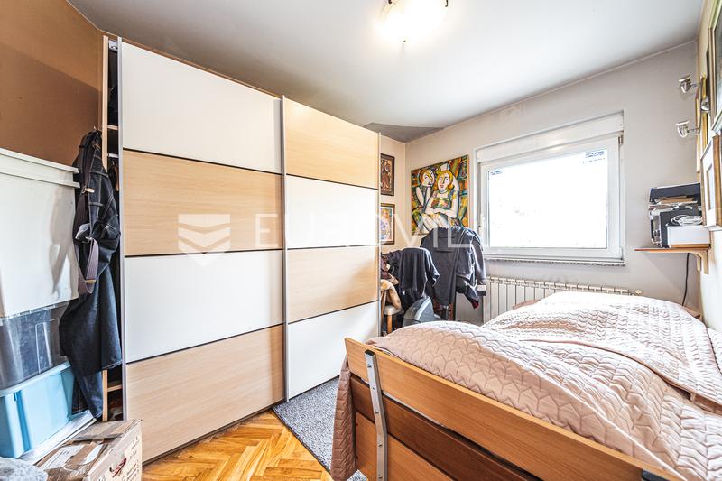 Zágráb, Maksimir, lakó- és kereskedelmi épület 602 m², melléképület 43 m² - 15