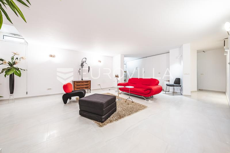 Zagreb, Trešnjevka, prekrasan dvosoban stan NKP 80 m2