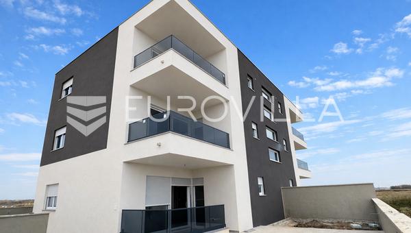 Privlaka, Sabunike, apartamento de dos dormitorios con vistas al mar, obra nueva