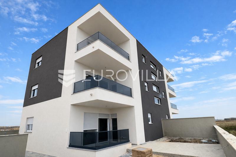 Privlaka, Sabunike, two-bedroom apartment with sea view, new building