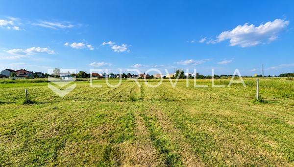 Varaždin, Hrašćica - 614 m² Land Plot for a Family Home