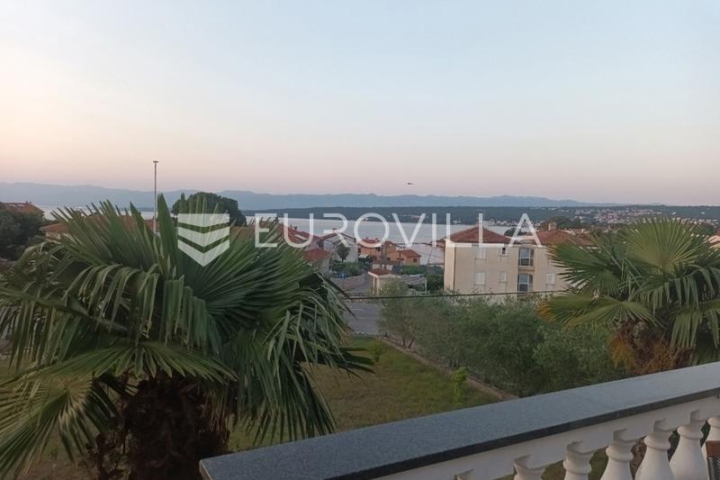 Krk, house with 5 apartments, close to the sea, ideal for tourism, 150 m from the sea