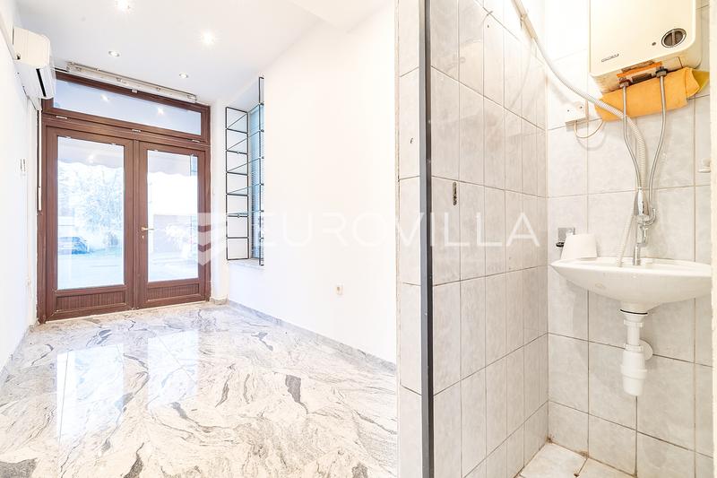 Zagreb, Trnje, espacio de oficina a pie de calle 11 m² - 2