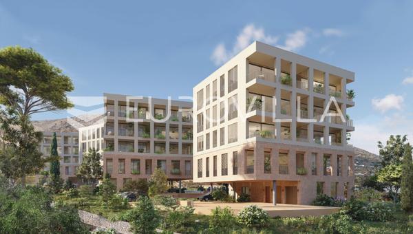 Trogir, Seget Donji, toromsleilighet i første etasje, netto bruksareal 90 m² - S1 - D