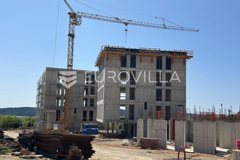 Trogir, Seget Donji, Zweizimmerwohnung im Erdgeschoss, Nettowohnfläche 90 m² - S1 - D - 8