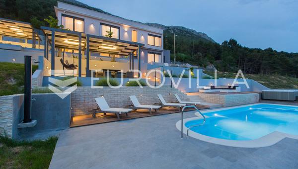 Kaštela, Kaštel Stari, jedinstvena vila s veličanstvenim pogledom