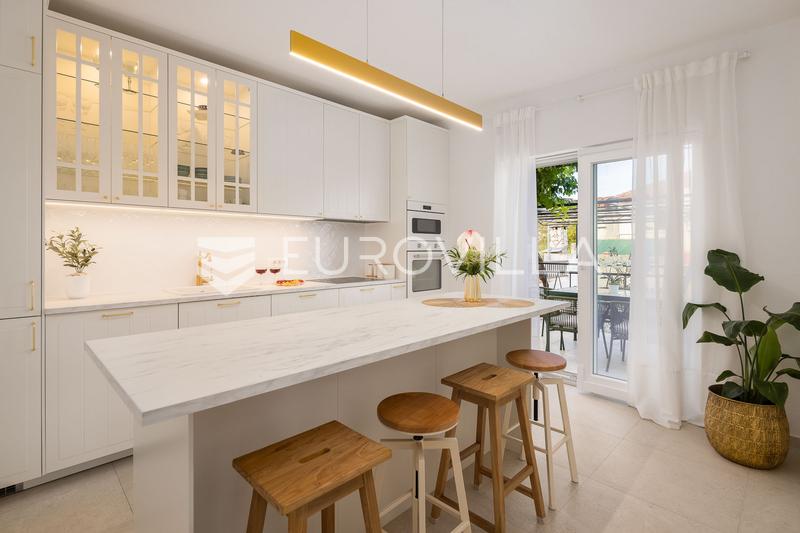 Rogoznica, casa splendidamente progettata con piscina e giardino vicino al mare - 27