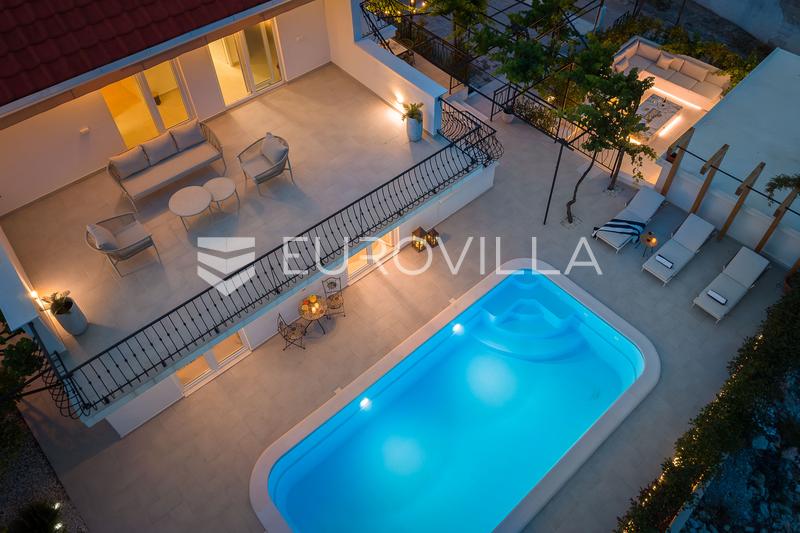 Rogoznica, casa splendidamente progettata con piscina e giardino vicino al mare - 4