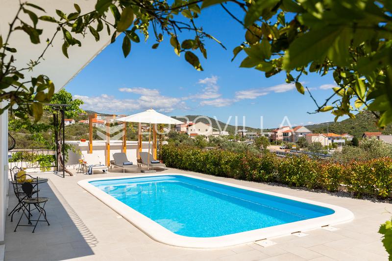 Rogoznica, casa splendidamente progettata con piscina e giardino vicino al mare - 23