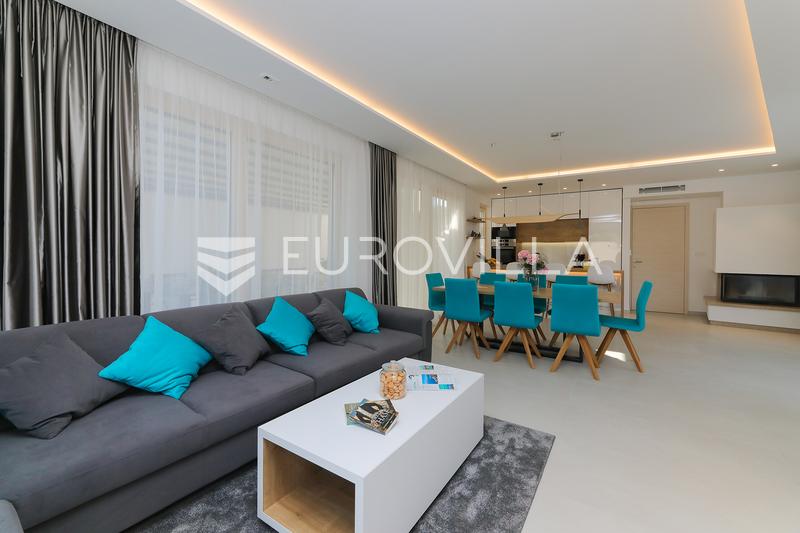 Brac, Supetar, luxe villa op een aantrekkelijke locatie - 9