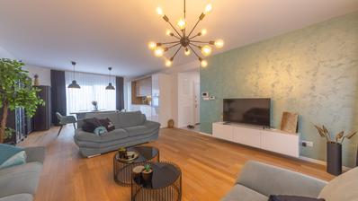 Osijek, Uske njive - luksusowy apartament z 4 sypialniami i przestronnym tarasem na wynajem, 121 m²