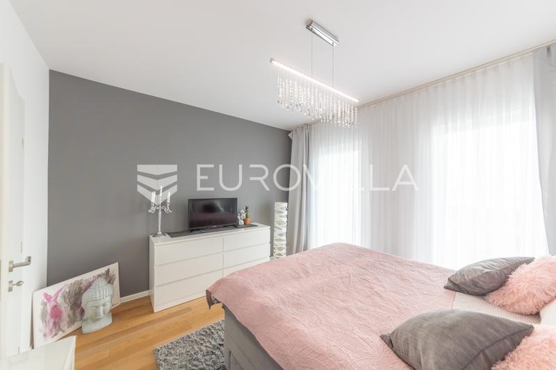 Osijek, Uske njive - luxusný 4-izbový byt na prenájom s priestrannou terasou, 121 m² - 10