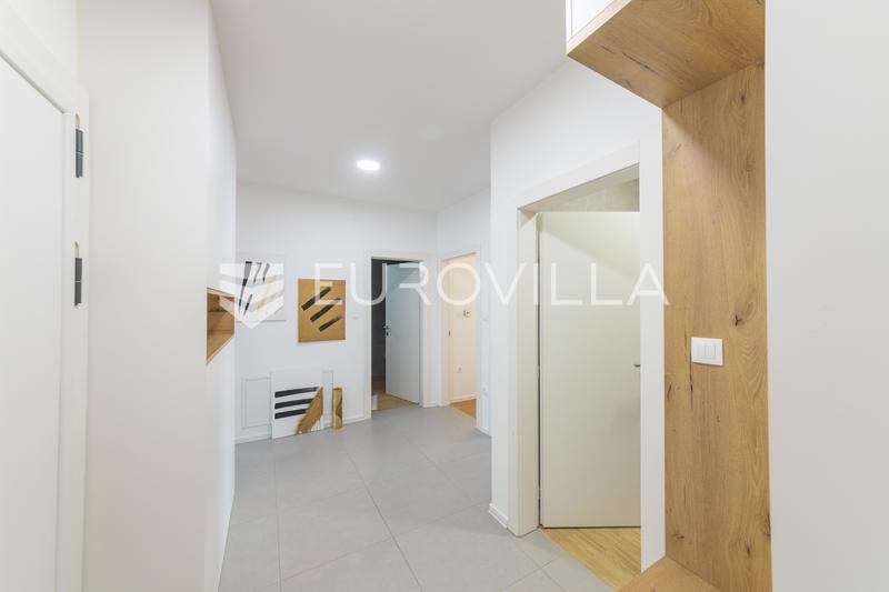 Osijek, Uske njive - luxusný 4-izbový byt na prenájom s priestrannou terasou, 121 m² - 11