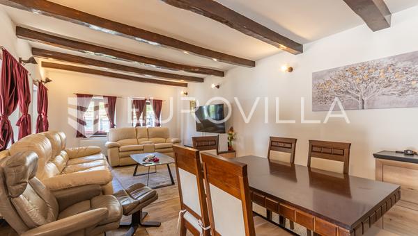 Trnovec Bartolovecki, Semovec, una hermosa casa con una superficie de 290 m²