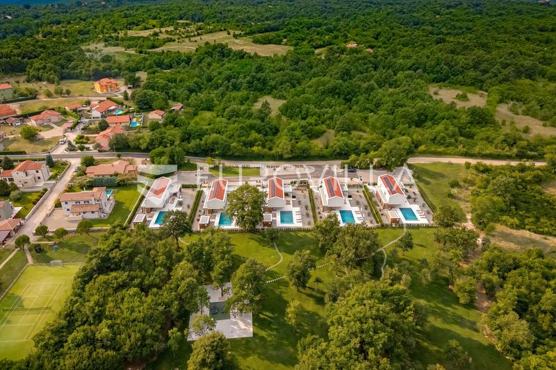Istrien, Labin - toppmodern villa D, uppvärmd pool 48 m², 2365 m² anlagd trädgård - 4