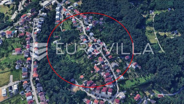 Zagreb, Remete, byggtomt 270 m² med ofärdig byggnad
