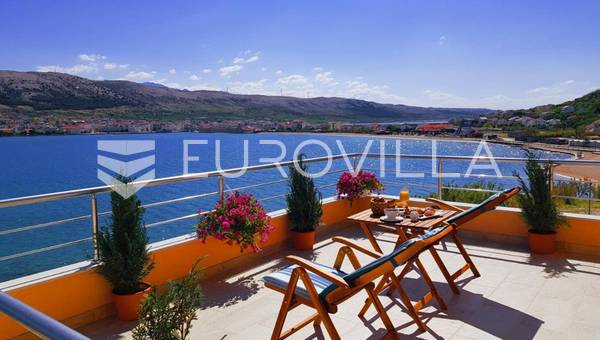 Pag, moderan mini hotel s osam soba, apartmanom, restoranom i teretanom