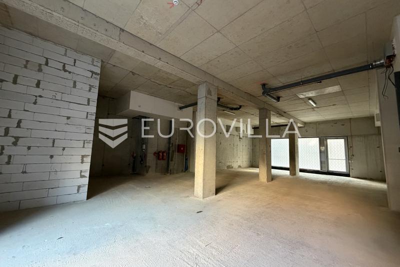 Zagreb, Praça Franjo Tuđman, espaço comercial ao nível da rua, 180 m², nova construção - em bruto - 4