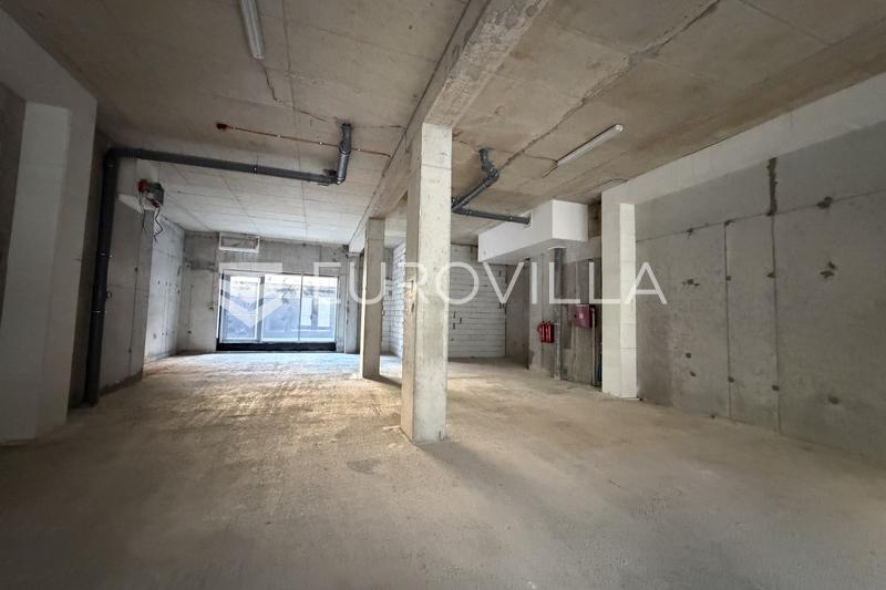 Zagreb, Praça Franjo Tuđman, espaço comercial ao nível da rua, 180 m², nova construção - em bruto - 3