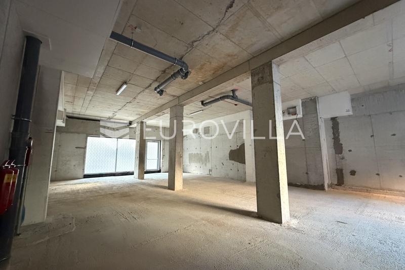Zagreb, Praça Franjo Tuđman, espaço comercial ao nível da rua, 180 m², nova construção - em bruto - 2