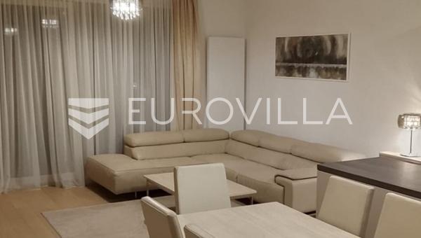 Zagreb, DONJE SVETICE, prostran četverosoban stan, dva garažna parkirna mjesta, 143 m², VMD
