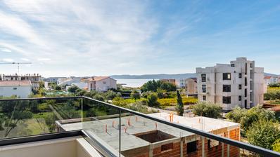 Zadar, Sukošan, modern two-bedroom apartment with a garden in an excellent location