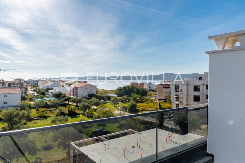 Zara, Sukosan, moderno appartamento con due camere da letto e giardino in una posizione eccellente - 20