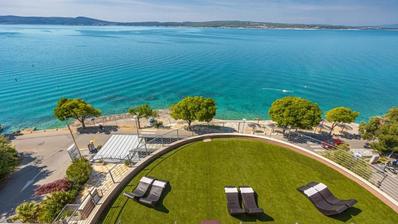 Crikvenica, Selce, hotel prvi red do mora