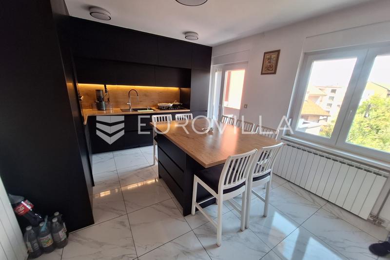 Karlovac, Luscic, Haus 345 m², neu renoviert, ausgezeichnete Lage - 4