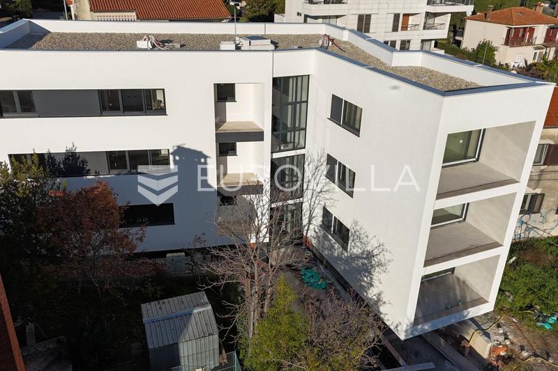 Istra, Rovinj, jednosoban stan u prizemlju zgrade 70,3 m²