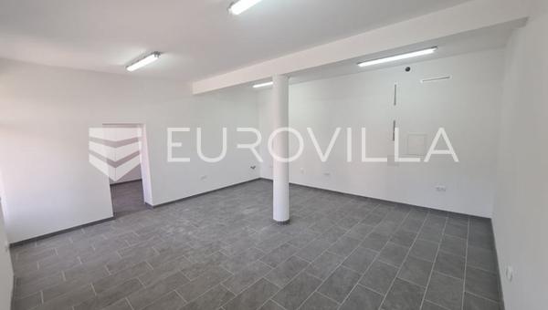 Ljubescica, erhvervslokale 55 m² i centrum