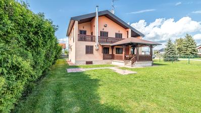 Zagreb, Lučko, odlična kuća 400 m² na zemljištu od 1740 m²
